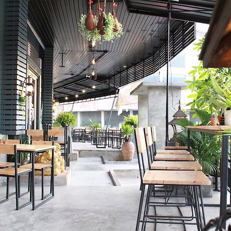 Mook Anda Hotel Phuket ภายนอก รูปภาพ