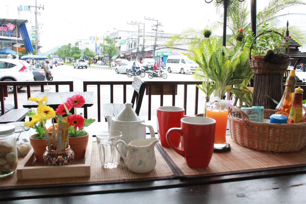 Mook Anda Hotel Phuket ภายนอก รูปภาพ
