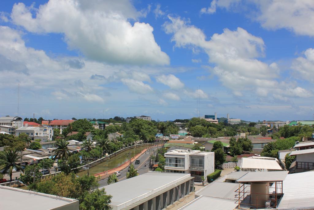 Mook Anda Hotel Phuket ภายนอก รูปภาพ
