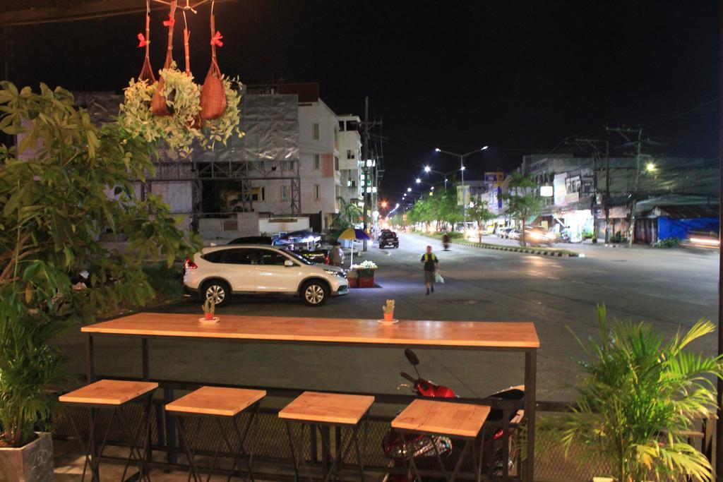 Mook Anda Hotel Phuket ภายนอก รูปภาพ